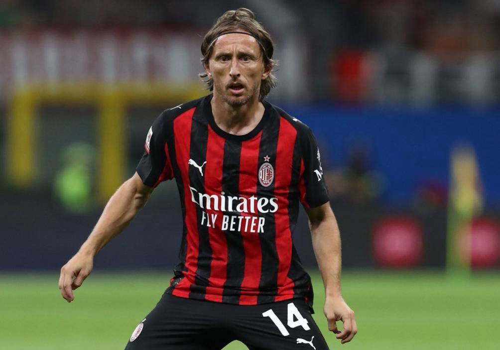 ＂首个决赛日枪声响动——第72届澳门格兰披治大赛车多项赛事战况速览